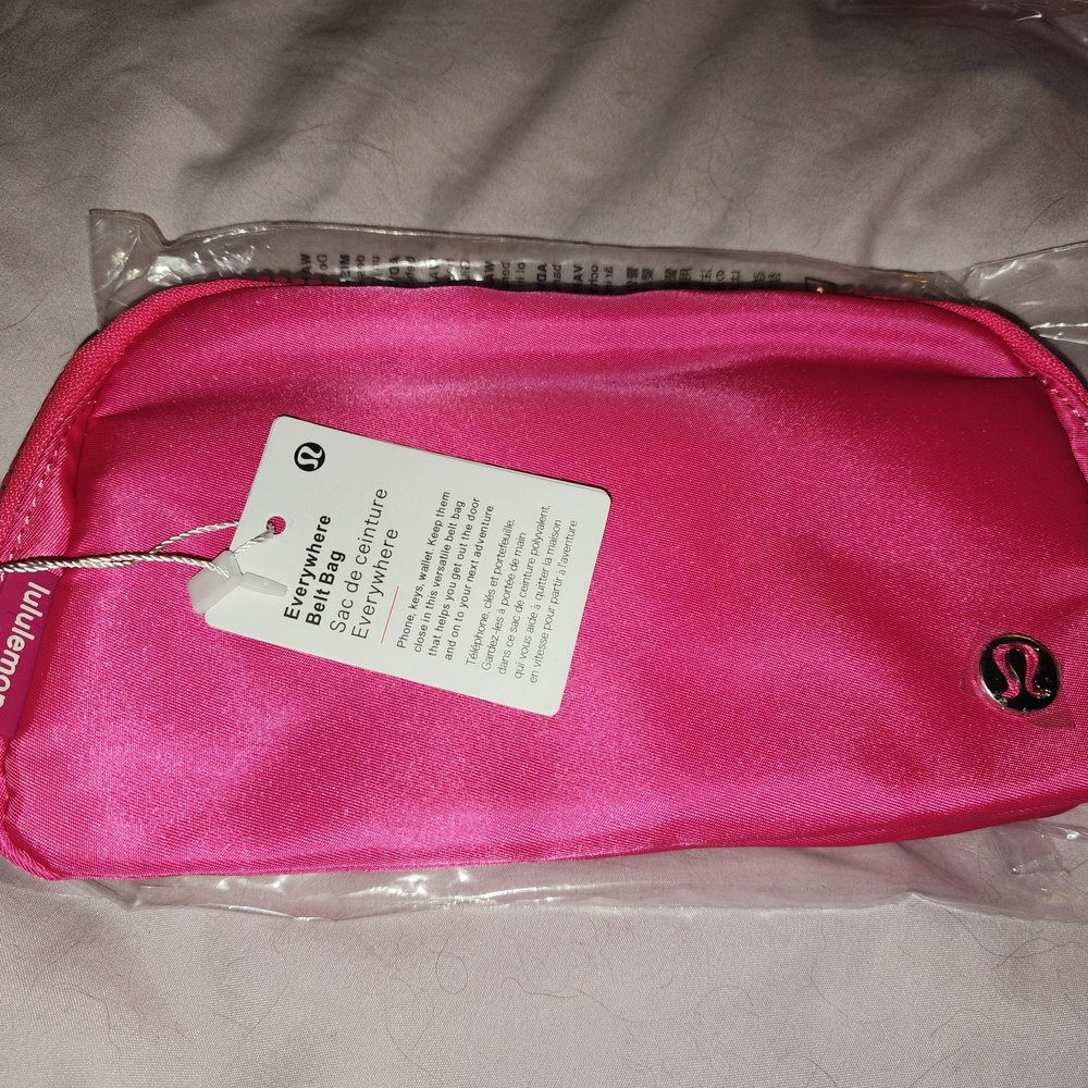lululemon athletica Everywhere Belt Bag - Pink